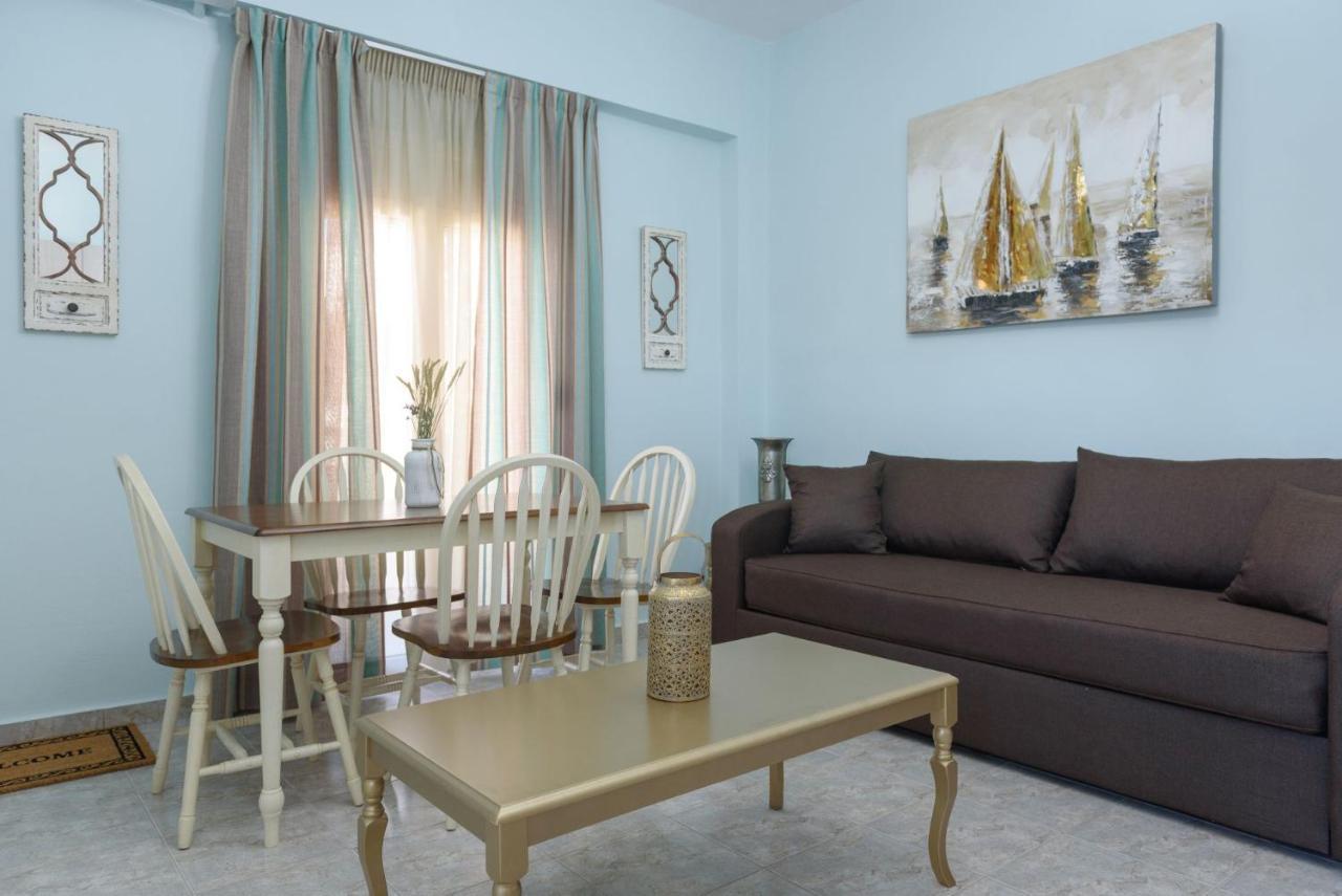 Spyros Apartments With Pool カラマキ エクステリア 写真
