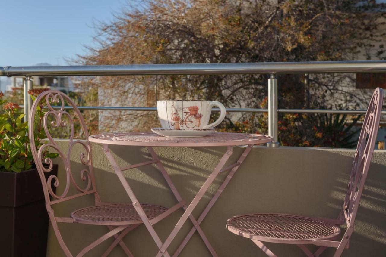 Spyros Apartments With Pool カラマキ エクステリア 写真